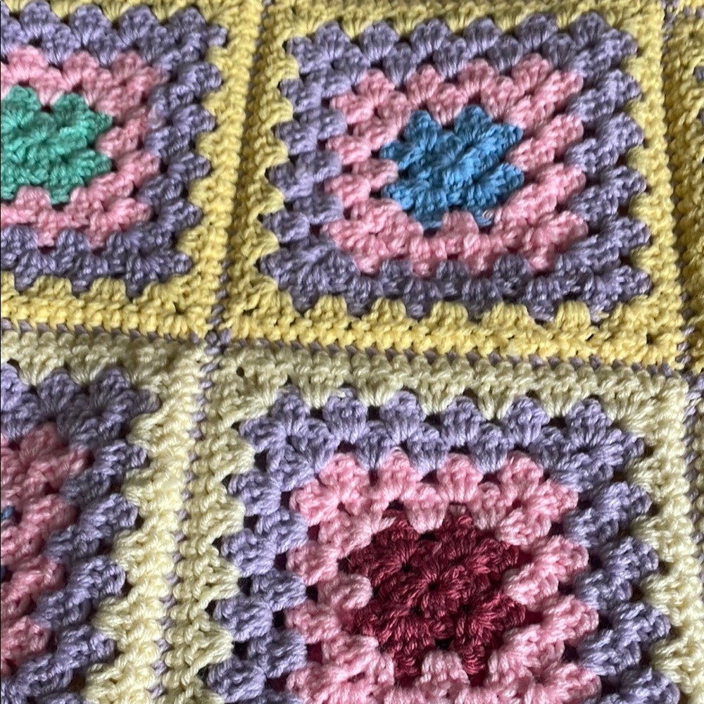 NWT Handmade Afgan Crochet Blanket Throw 55" x 47" - Picture 8 of 9